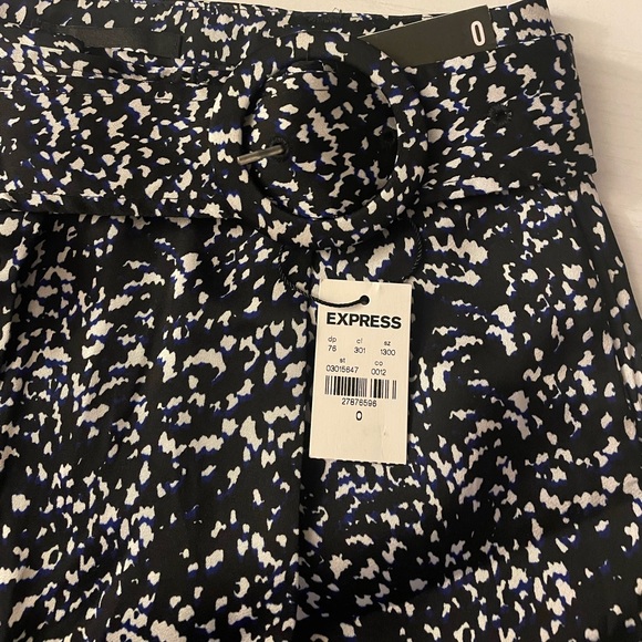 Express Navy Blue, Black, and White Paper bag shorts - Picture 4 of 7